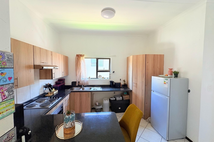 2 Bedroom Property for Sale in Goedeburg Gauteng