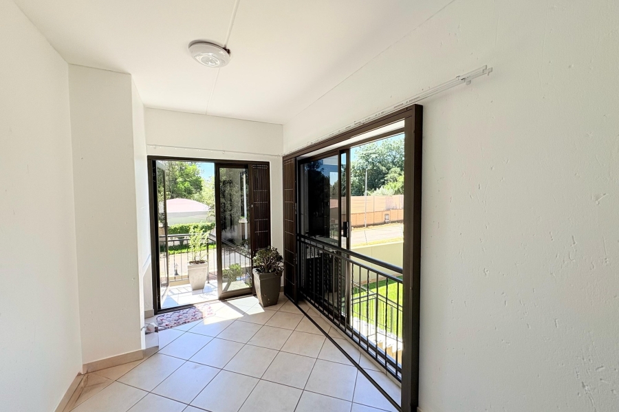 2 Bedroom Property for Sale in Goedeburg Gauteng