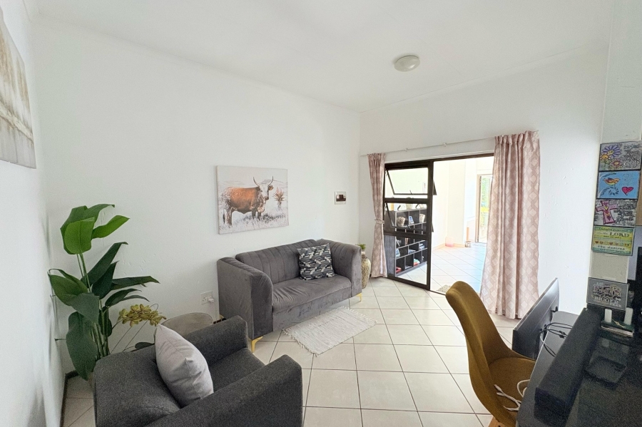 2 Bedroom Property for Sale in Goedeburg Gauteng