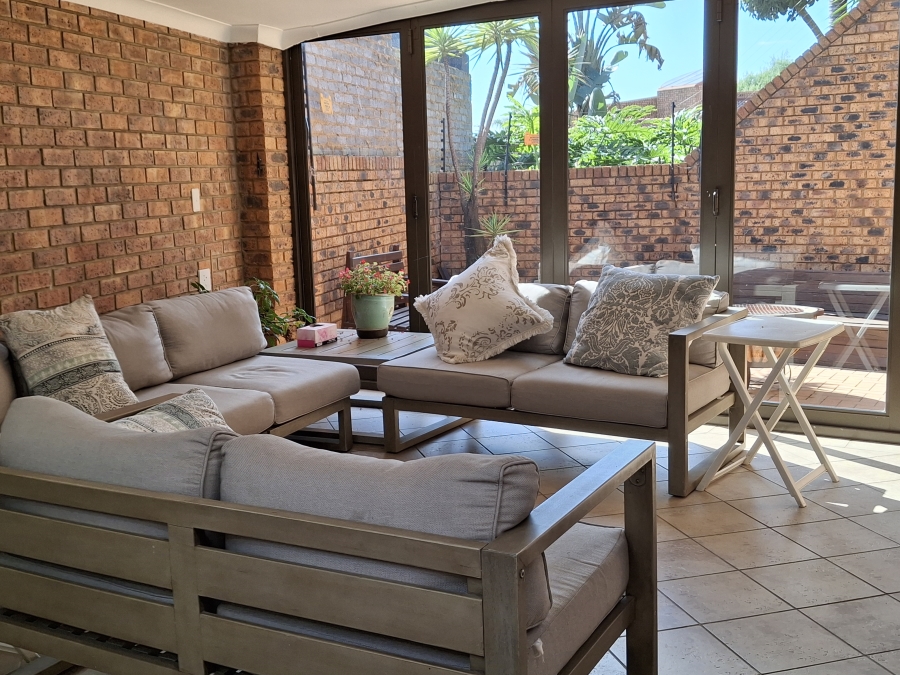 7 Bedroom Property for Sale in Meyersdal Gauteng