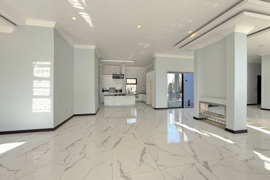 5 Bedroom Property for Sale in Steyn City Gauteng