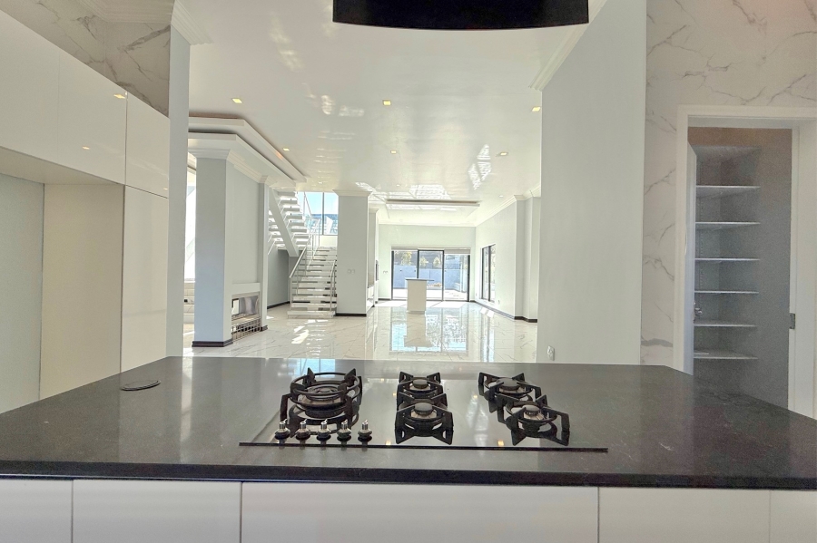 5 Bedroom Property for Sale in Steyn City Gauteng
