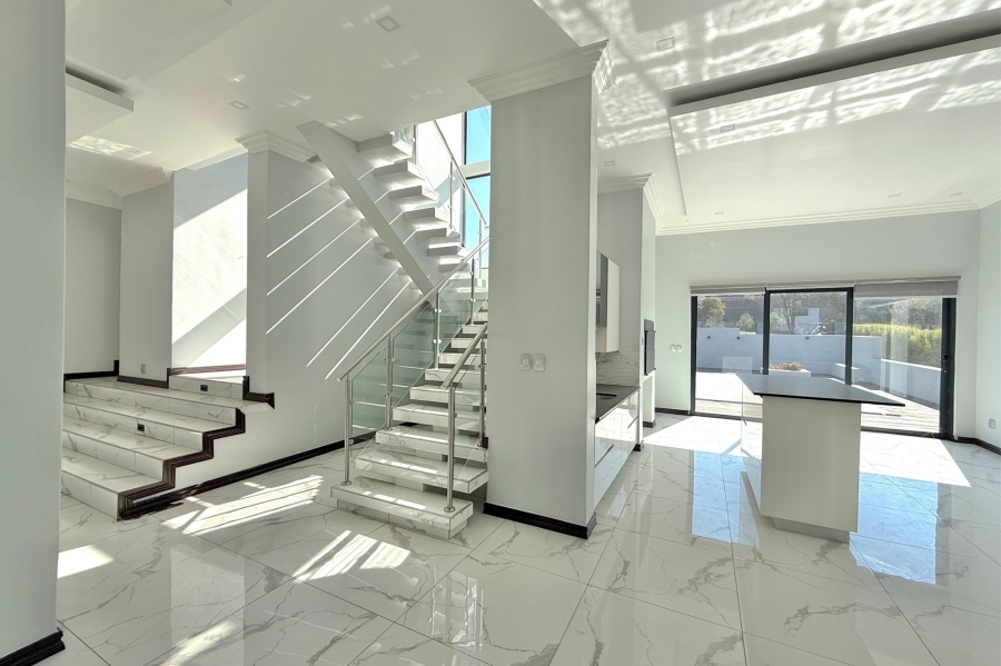5 Bedroom Property for Sale in Steyn City Gauteng