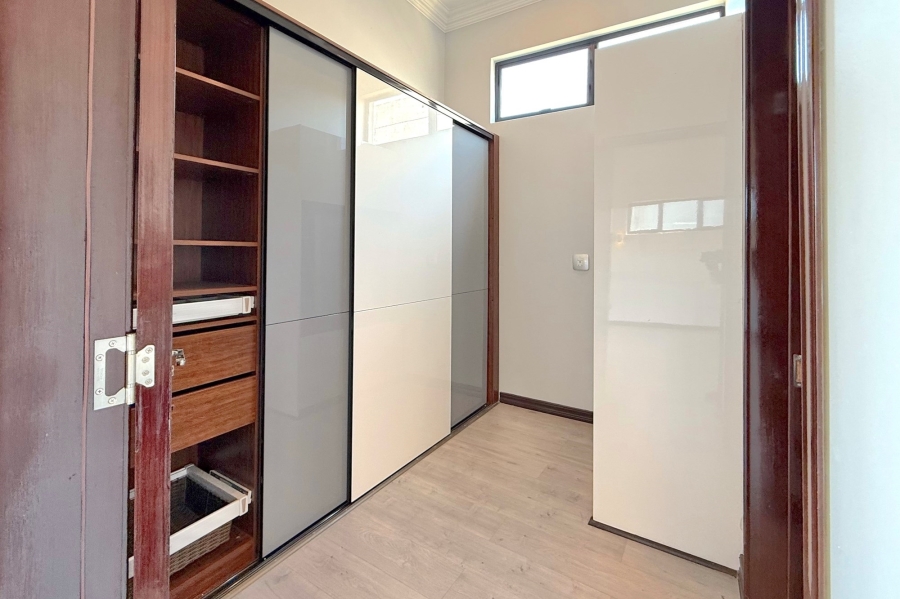 5 Bedroom Property for Sale in Steyn City Gauteng