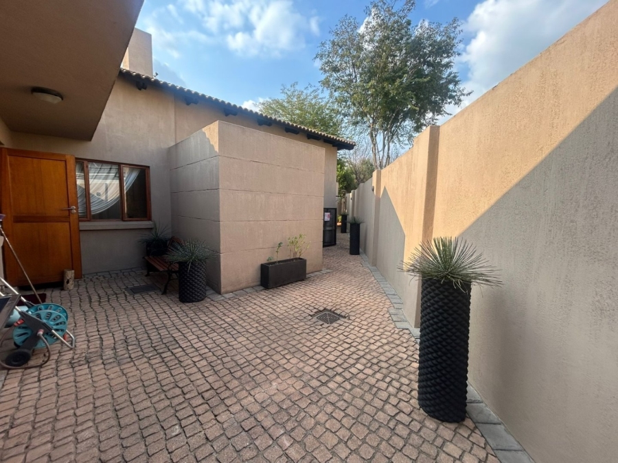 3 Bedroom Property for Sale in Eldo Glen Gauteng