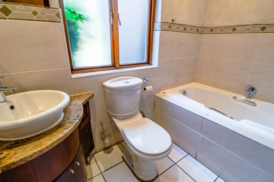 3 Bedroom Property for Sale in Eldo Glen Gauteng