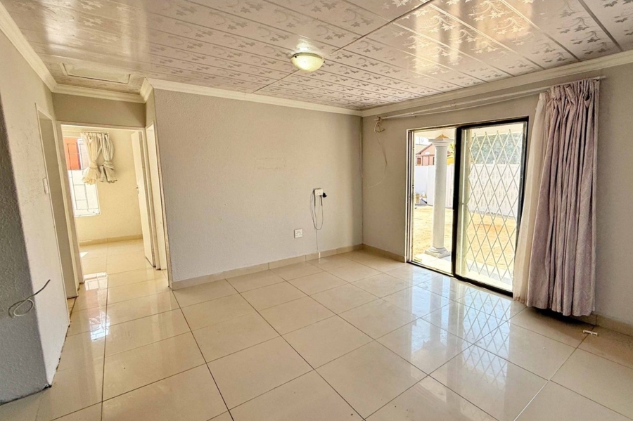 2 Bedroom Property for Sale in Soshanguve VV Gauteng