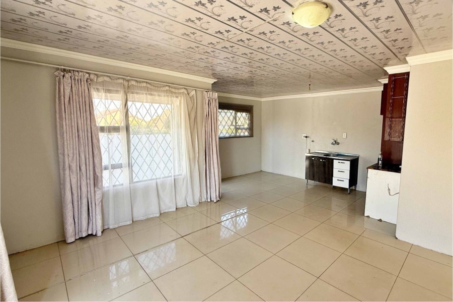 2 Bedroom Property for Sale in Soshanguve VV Gauteng