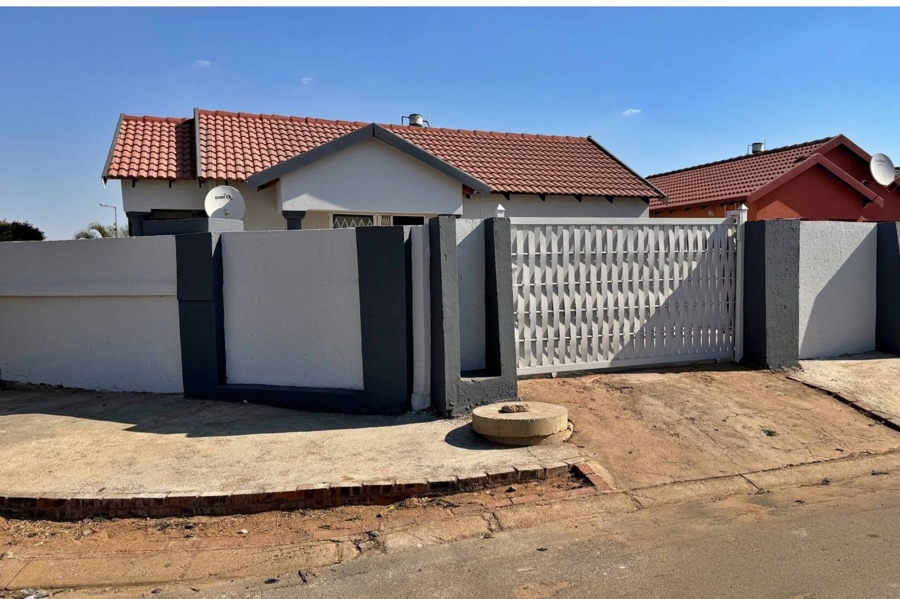 2 Bedroom Property for Sale in Soshanguve VV Gauteng