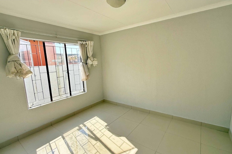 2 Bedroom Property for Sale in Soshanguve VV Gauteng
