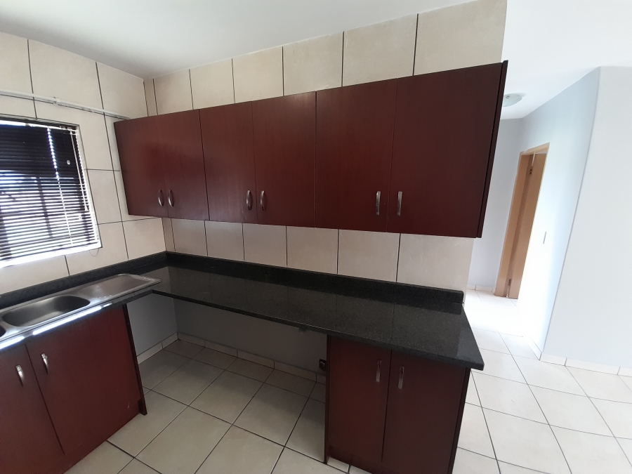 2 Bedroom Property for Sale in Vanderbijlpark SW 5 Gauteng