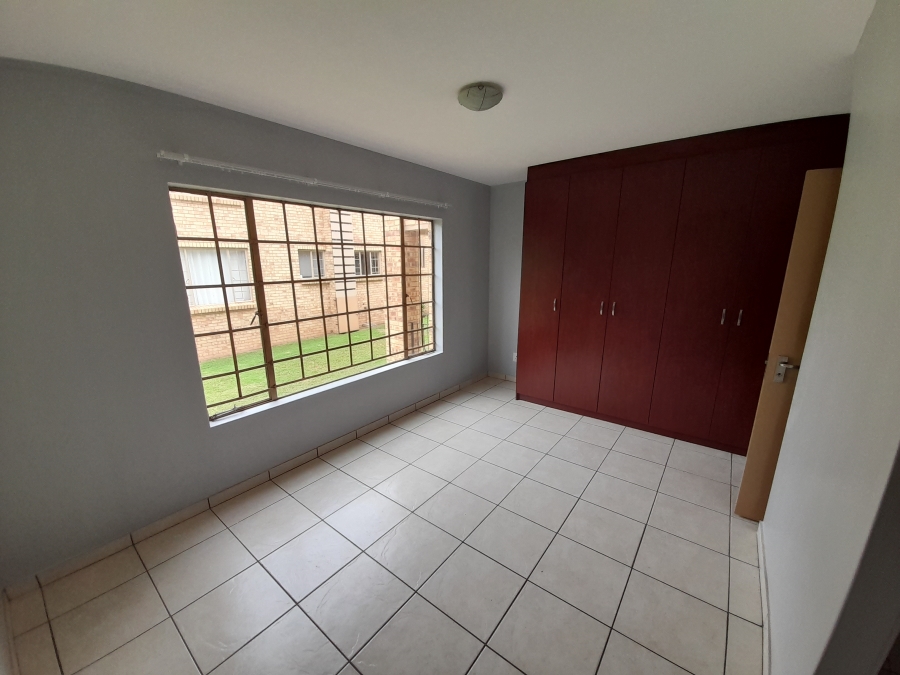 2 Bedroom Property for Sale in Vanderbijlpark SW 5 Gauteng
