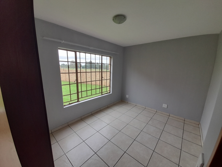 2 Bedroom Property for Sale in Vanderbijlpark SW 5 Gauteng