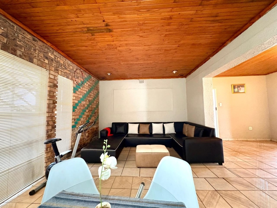 3 Bedroom Property for Sale in Brakpan Central Gauteng