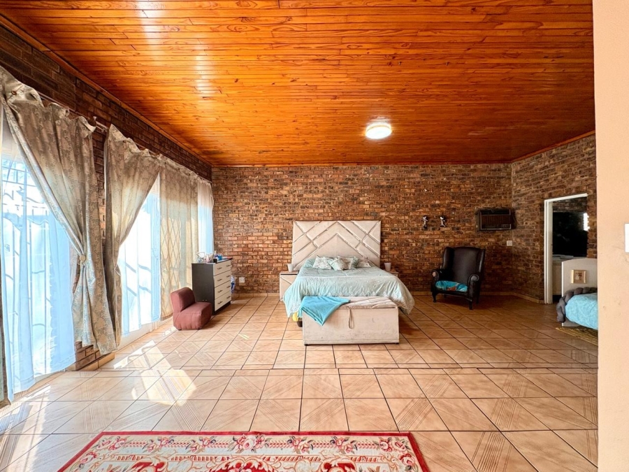 3 Bedroom Property for Sale in Brakpan Central Gauteng