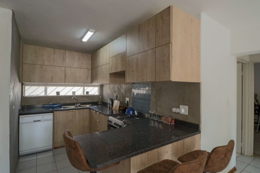 2 Bedroom Property for Sale in Bryanston Gauteng