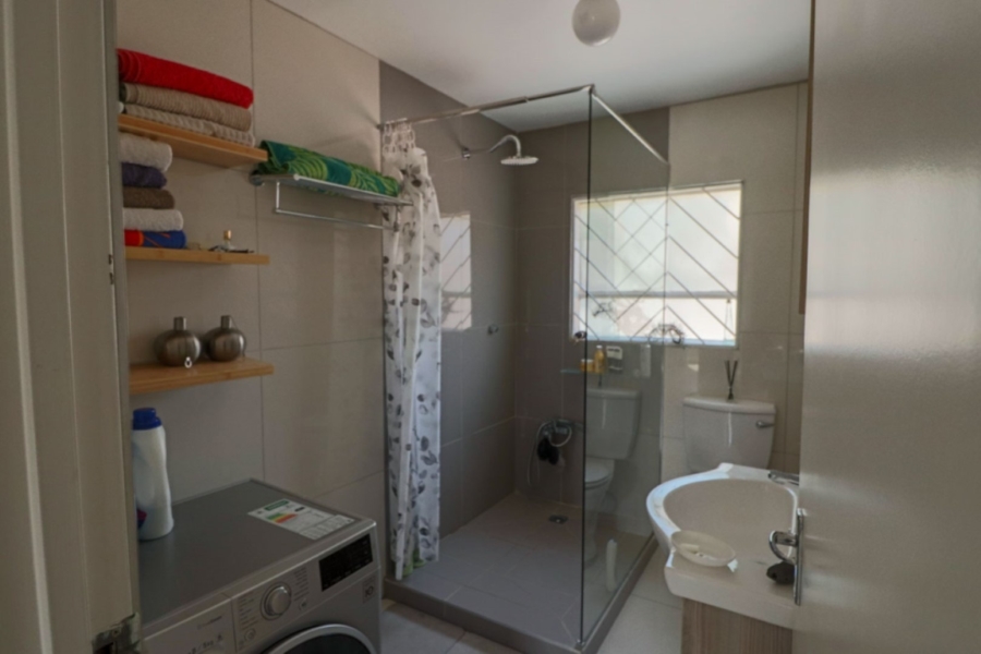 2 Bedroom Property for Sale in Bryanston Gauteng