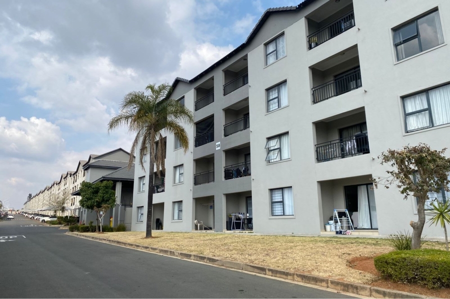 To Let 2 Bedroom Property for Rent in Carlswald Gauteng