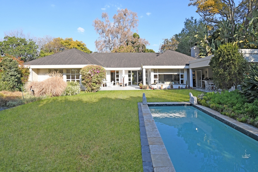 4 Bedroom Property for Sale in Atholl Gauteng