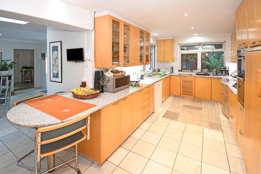 4 Bedroom Property for Sale in Atholl Gauteng
