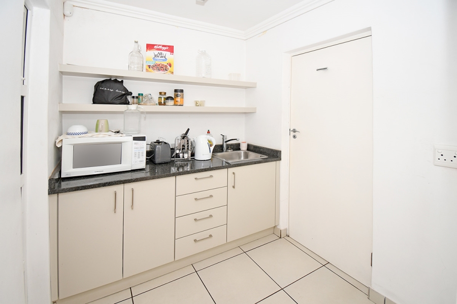 4 Bedroom Property for Sale in Atholl Gauteng