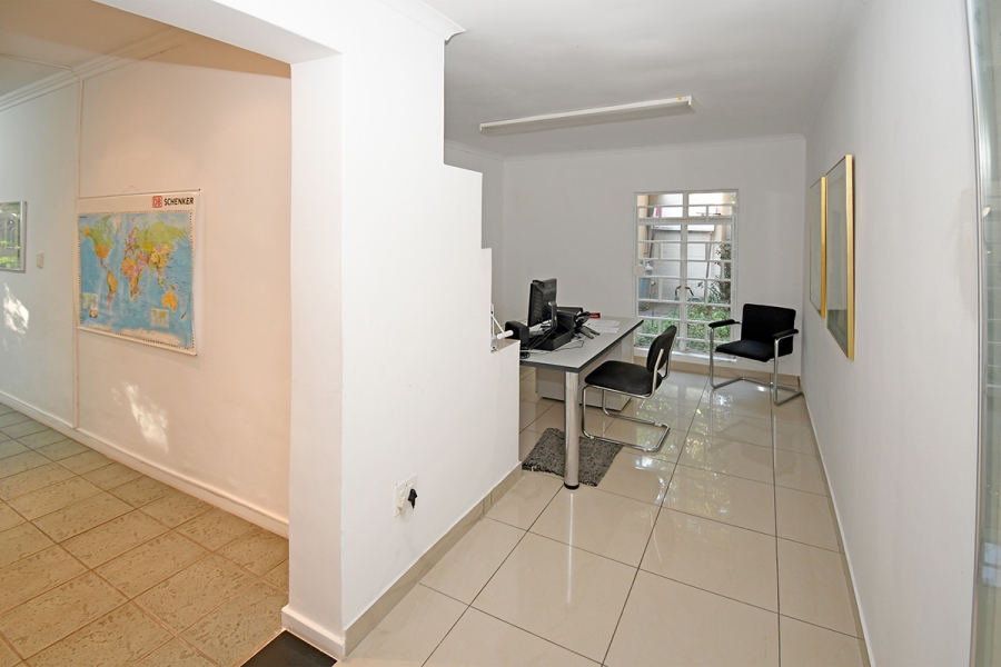 4 Bedroom Property for Sale in Atholl Gauteng