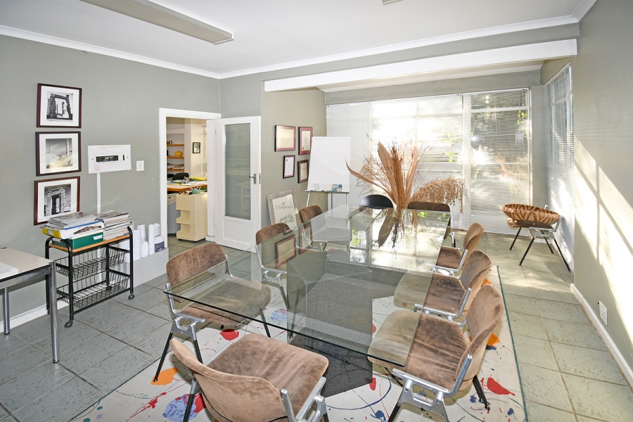 4 Bedroom Property for Sale in Atholl Gauteng