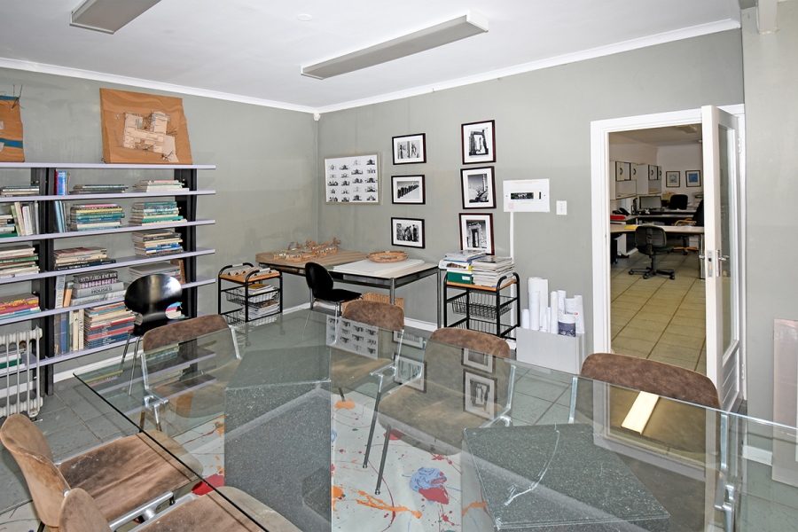 4 Bedroom Property for Sale in Atholl Gauteng