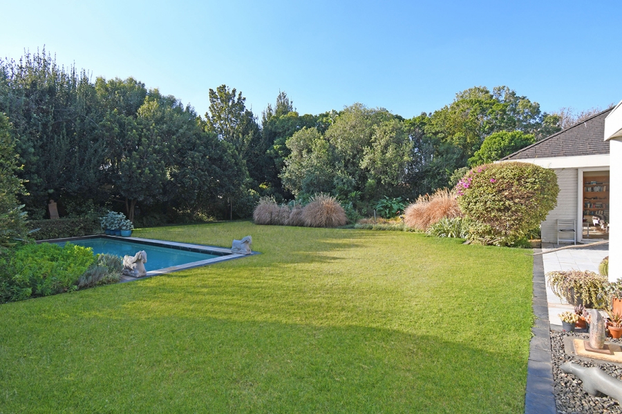4 Bedroom Property for Sale in Atholl Gauteng