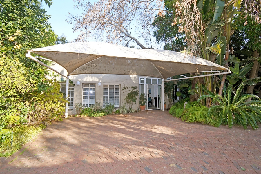 4 Bedroom Property for Sale in Atholl Gauteng