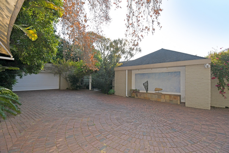 4 Bedroom Property for Sale in Atholl Gauteng