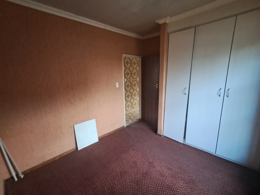 2 Bedroom Property for Sale in Vanderbijlpark SE 10 Gauteng