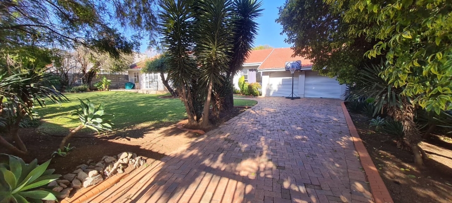 To Let 3 Bedroom Property for Rent in Eden Glen Gauteng