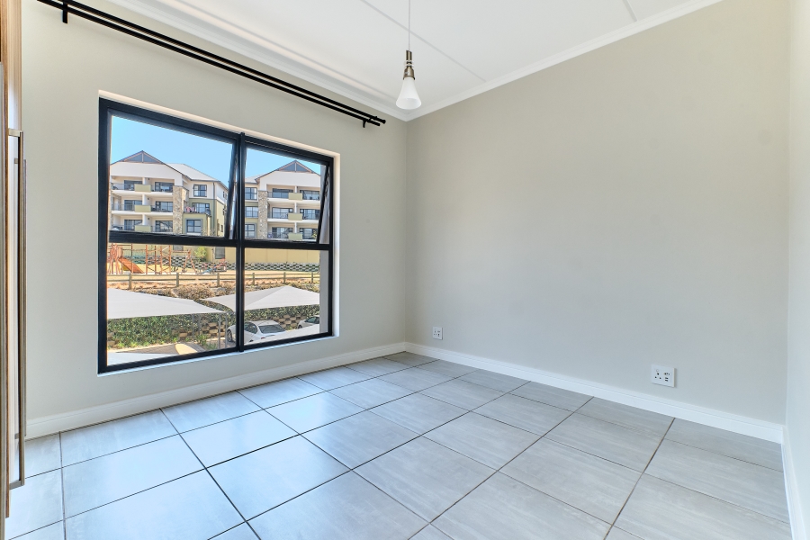 To Let 3 Bedroom Property for Rent in Waterfall Gauteng