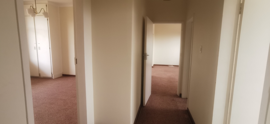 2 Bedroom Property for Sale in Monument Gauteng