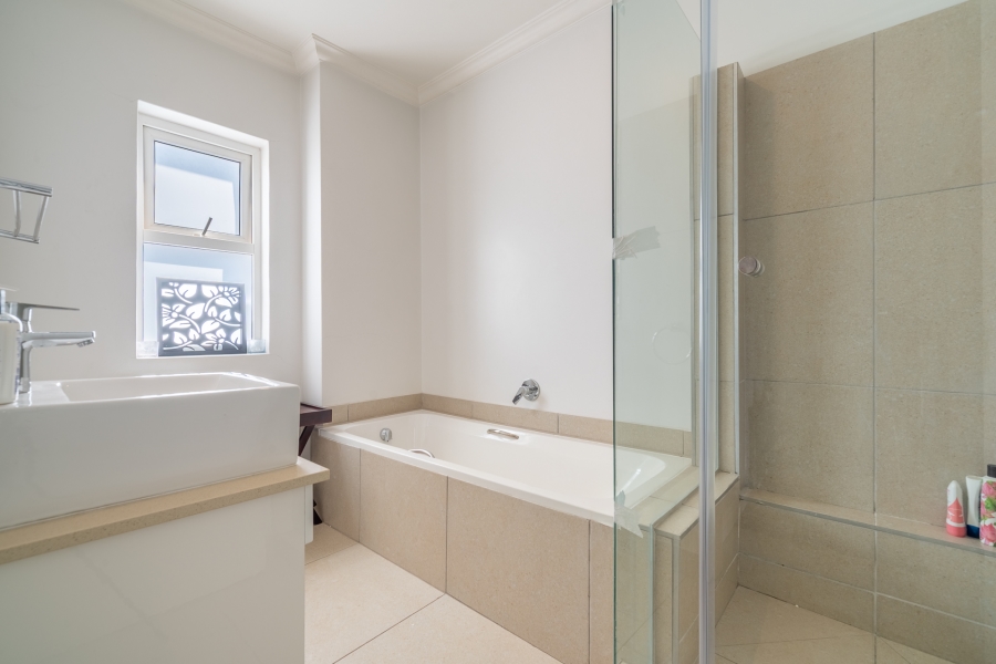 3 Bedroom Property for Sale in Bryanston Gauteng