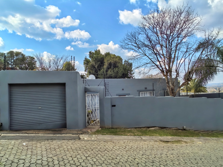 3 Bedroom Property for Sale in Greymont Gauteng