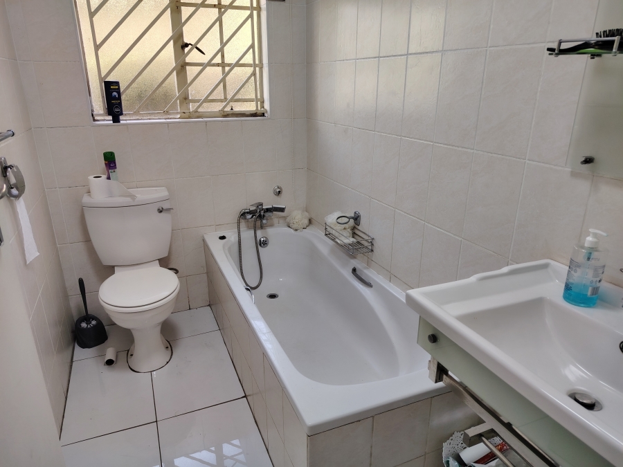 2 Bedroom Property for Sale in Willow Park Manor Gauteng