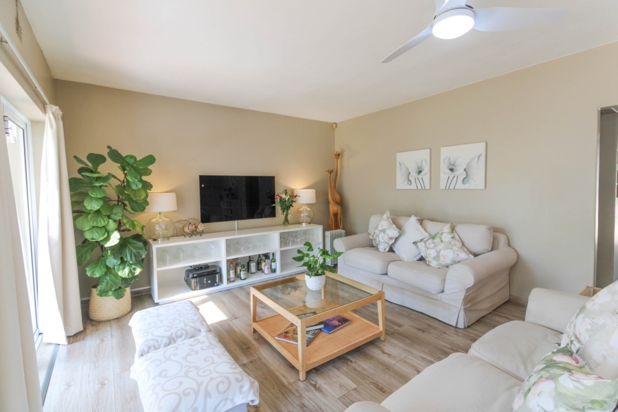 To Let 3 Bedroom Property for Rent in Bryanston Gauteng