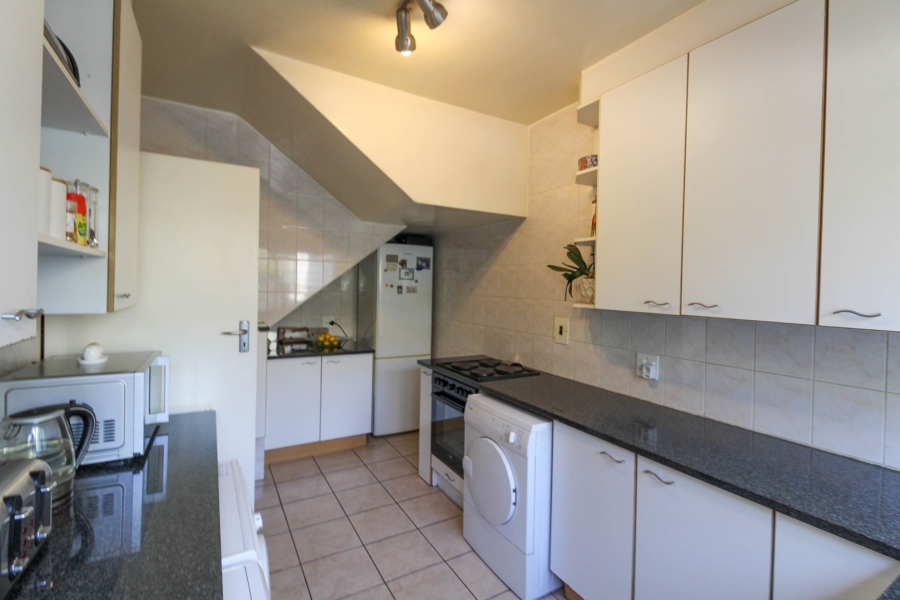To Let 3 Bedroom Property for Rent in Bryanston Gauteng