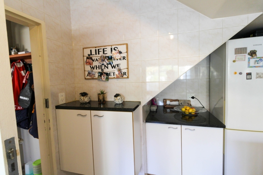 To Let 3 Bedroom Property for Rent in Bryanston Gauteng