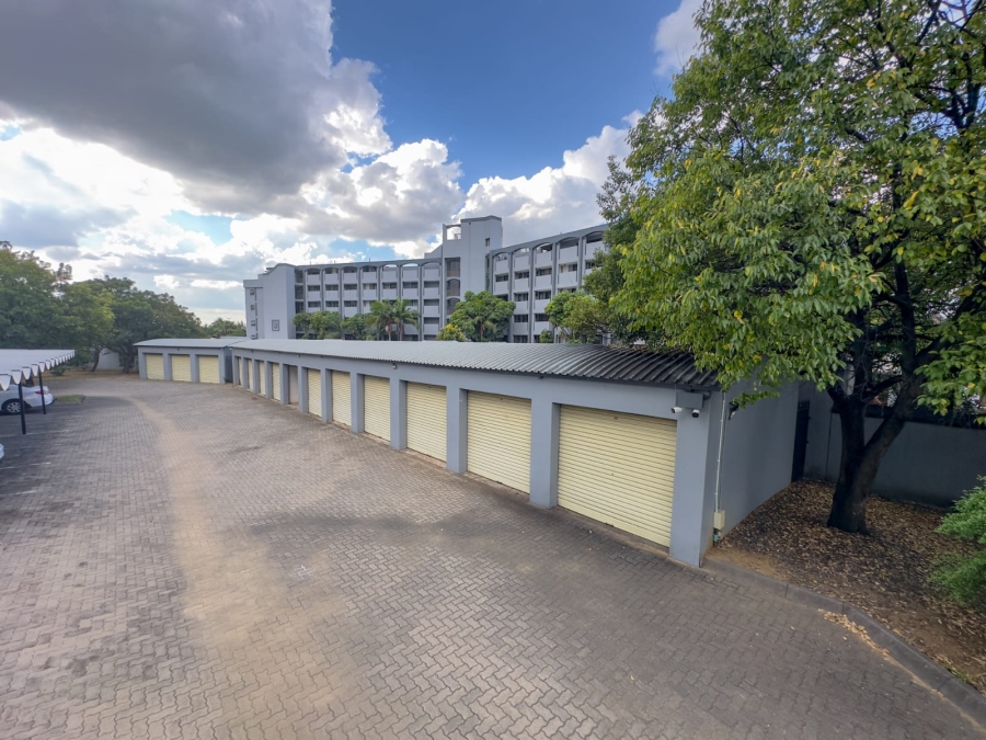 2 Bedroom Property for Sale in Menlyn Gauteng