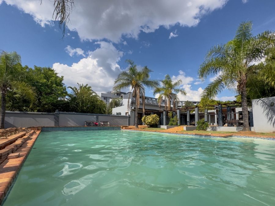 2 Bedroom Property for Sale in Menlyn Gauteng