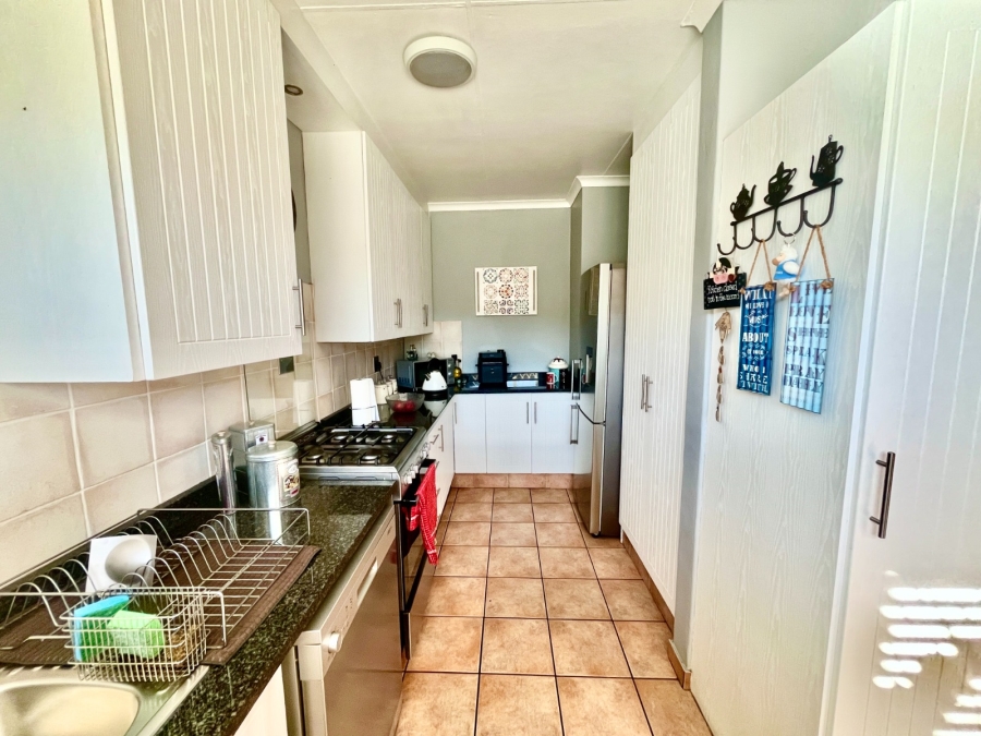 3 Bedroom Property for Sale in Brackenhurst Gauteng
