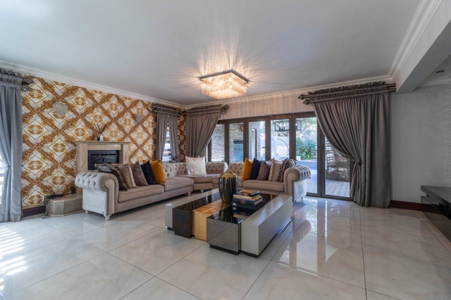 To Let 4 Bedroom Property for Rent in Bedfordview Gauteng