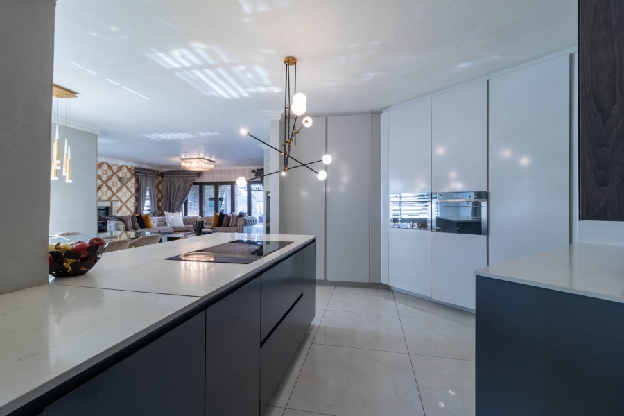 To Let 4 Bedroom Property for Rent in Bedfordview Gauteng