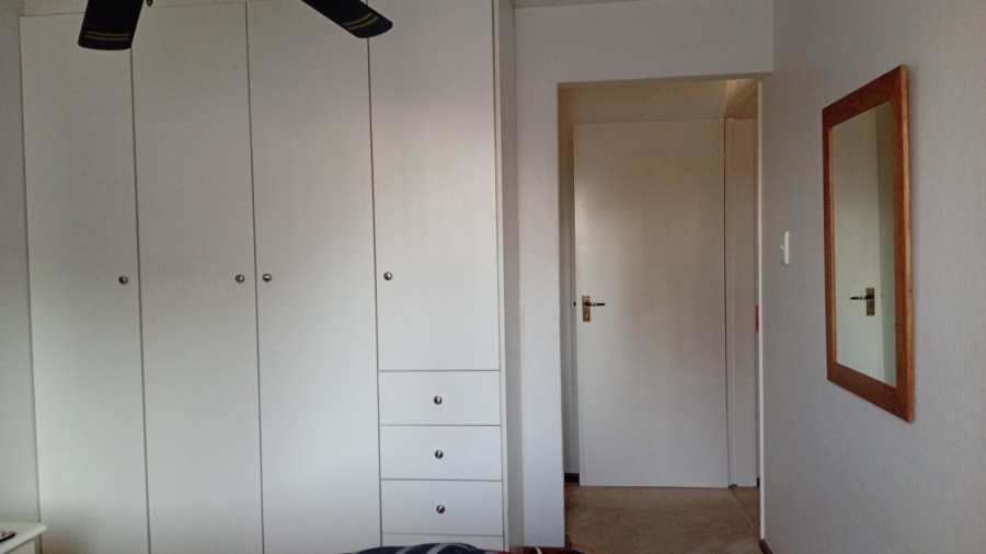 2 Bedroom Property for Sale in Sunninghill Gauteng