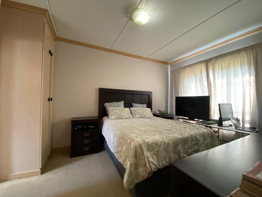 2 Bedroom Property for Sale in Halfway Gardens Gauteng