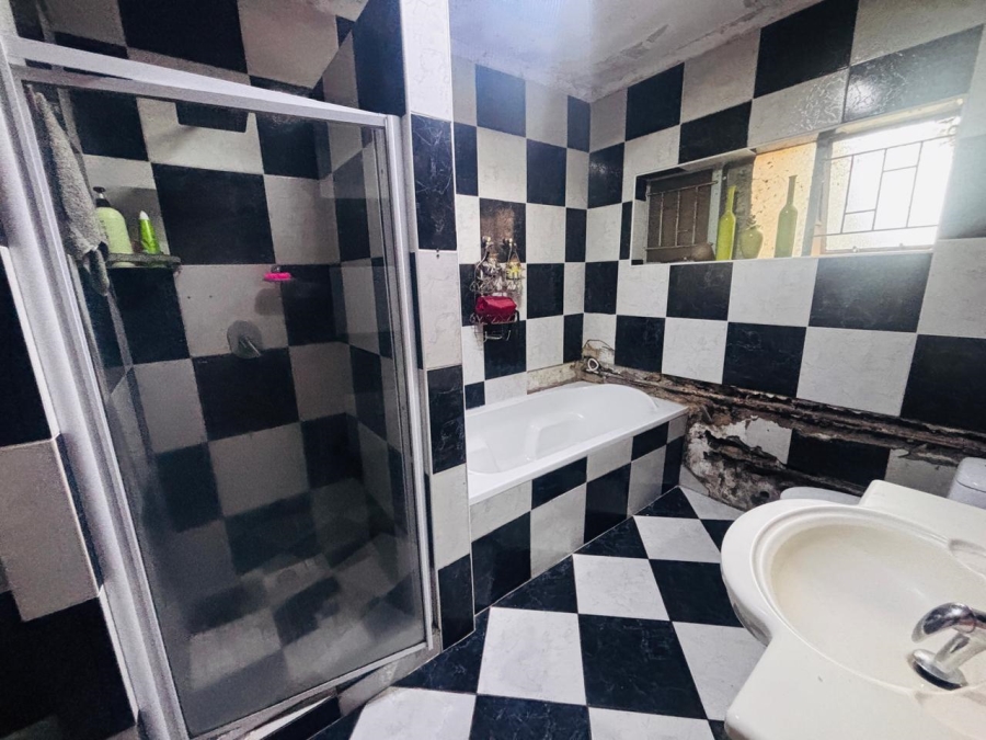 4 Bedroom Property for Sale in Krugersdorp West Gauteng