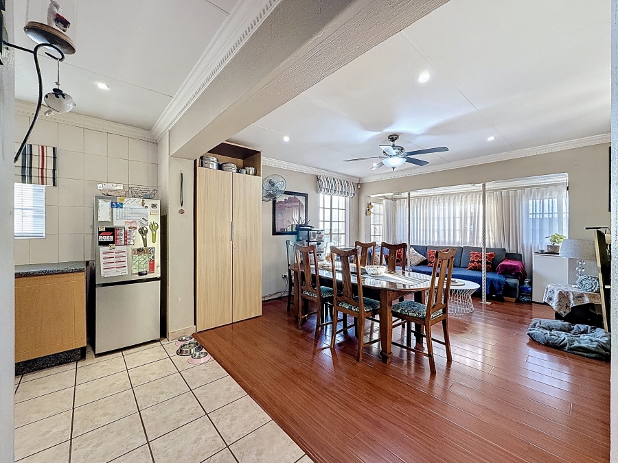 2 Bedroom Property for Sale in La Montagne Gauteng